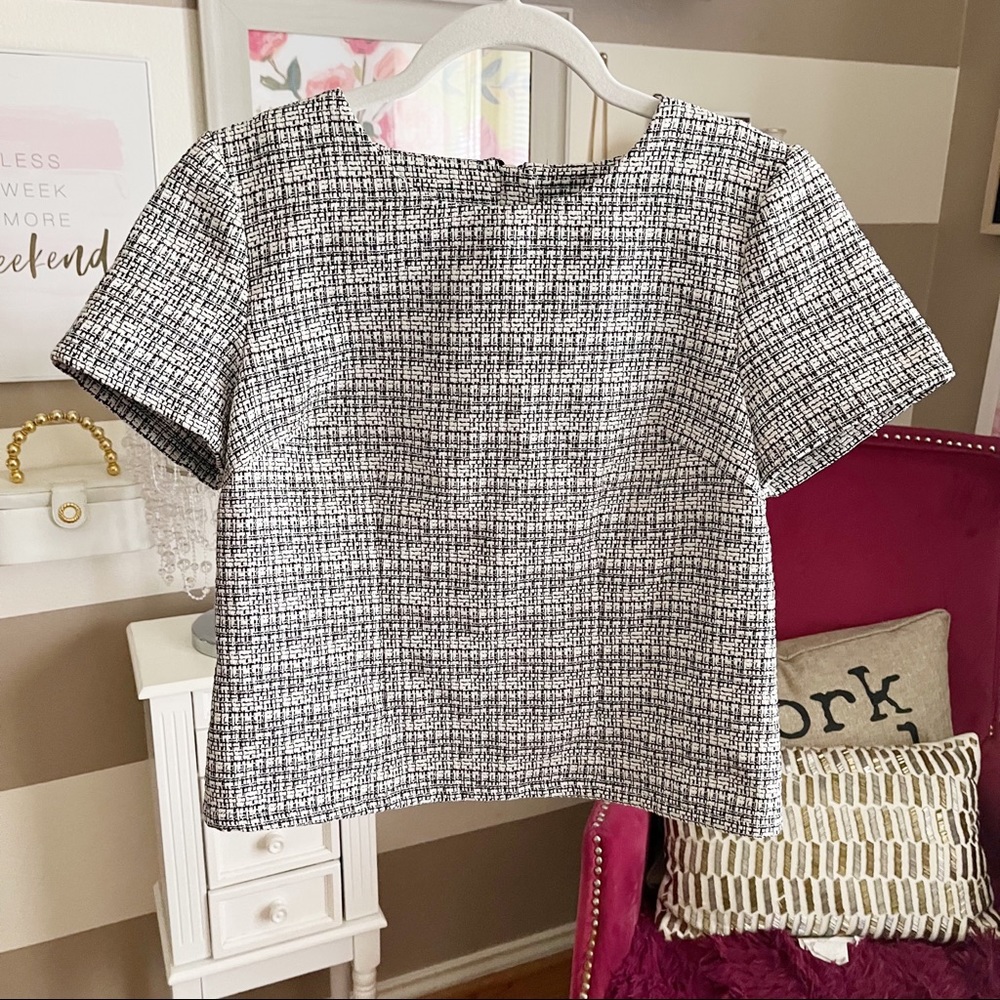 Express cropped textured top size small